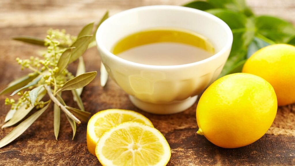 Holar Blog Olive Oil and Lemon How to Use Them to Get the Most Benefits Cover